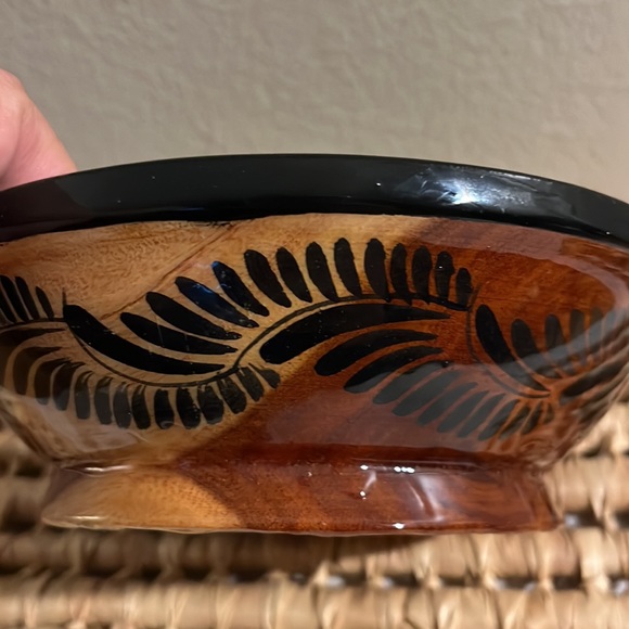 2 Wood Mexican Folk Art Hand Painted Lacquer Signed Bowls - Picture 3 of 12